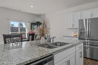 714 Lake Tyler Drive, New Bern, NC 28560 – photo 13: 33-web-or-mls-DSC_8712