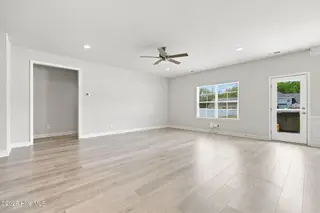 2714 Eliana Lane, Winterville, NC 28590 – photo 16: 27-web-or-mls-IMG_0017
