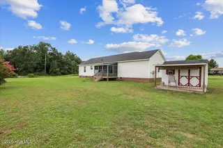 993 Aspen Ridge Court, Deep Run, NC 28525 – photo 9: 09-993 Aspen Ridge Ct-9