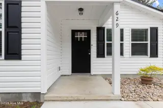 629 Walnut Drive, Jacksonville, NC 28540 – photo 4: 04