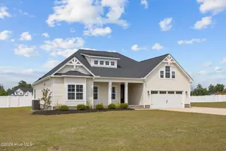 2737 Windflower Lane, Grimesland, NC 27837 – photo 3: 3-web-or-mls-2737wildflowerln-146