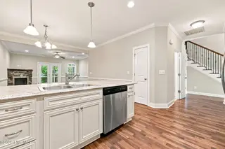 1676 Cambria Drive B, Greenville, NC 27834 – photo 18: 17-web-or-mls-IMG_0020