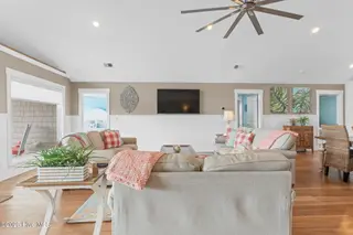 226 W First Street, Ocean Isle Beach, NC 28469 – photo 11: 35-web-or-mls-Cammediallc.com (58 of 84)