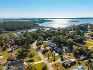 151 Hunting Bay Drive, Cape Carteret, NC 28584 – photo 2: 15-web-or-mls-chadwick-visuals-151-hunti