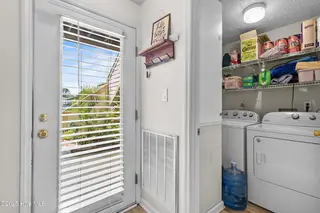 151 Longstreet Drive Apt 104, Wilmington, NC 28412 – photo 6: 7_laundry