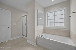 811 Lendy Drive, Greenville, NC 27858 – photo 22: 27-web-or-mls-2-5-26--308_Oleander-54