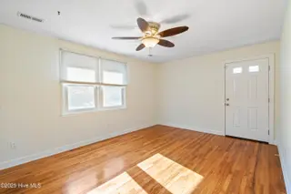 603 Clyde Drive, Jacksonville, NC 28540 – photo 3: mls-DSC07017