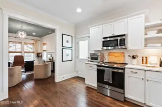108 S 9th Street, Wilmington, NC 28401 – photo 15: mls-DSC03886