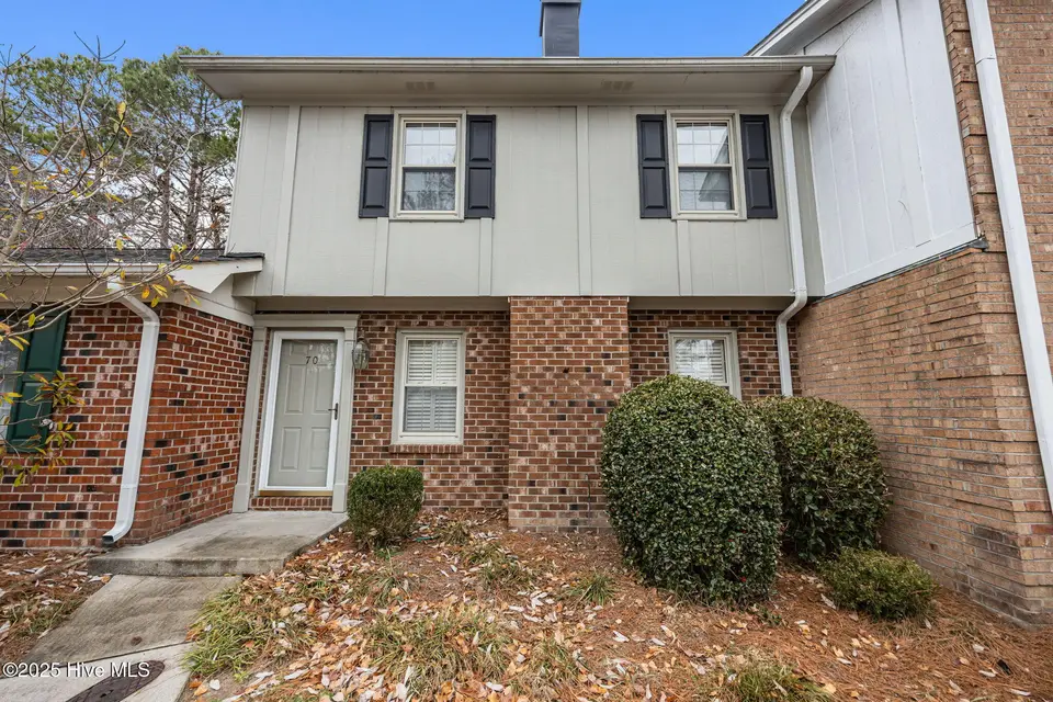 70 Barnes Street, Greenville, NC 27858 – photo 1 of 38: 1-web-or-mls-BLS_0002