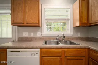 700 Streamwood Drive, Jacksonville, NC 28546 – photo 13