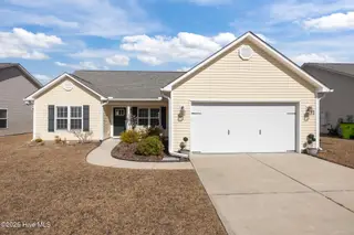 208 Bungalow Drive, New Bern, NC 28562 – photo 1: 1-web-or-mls-0C0A3702