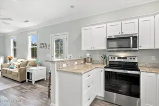 4457 Gateway Village Circle SE, Southport, NC 28461 — 2-bedroom home in Eagle Pines, Southport, NC, photo 9 of 29: Kitchen