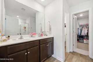 4561 Sandstone Drive, Greenville, NC 27858 – photo 21: 39-web-or-mls-IMG_0161_edit