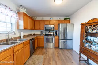 302 Providence Drive, Jacksonville, NC 28546 – photo 13: 302 Providence-13