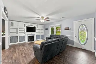 5203 Meadowbrook Drive, Trent Woods, NC 28562 – photo 13: Living Room