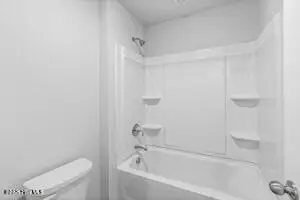 622 S Squires Run Lane, Richlands, NC 28574 – photo 21: Bath 2.1