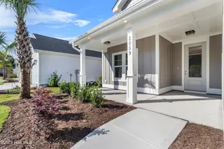 2059 Greenside Manor Drive SW, Ocean Isle Beach, NC 28469 – photo 6: 2059 Greenside Manor