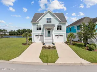 361 Summerhouse Drive, Holly Ridge, NC 28445 – photo 5: 1-web-or-mls-DJI_20250826150332_0644_D