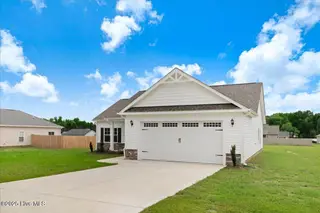207 Dunbar Hill Drive, Fremont, NC 27830 – photo 4: 03-207 Dunbar Hl Dr-3