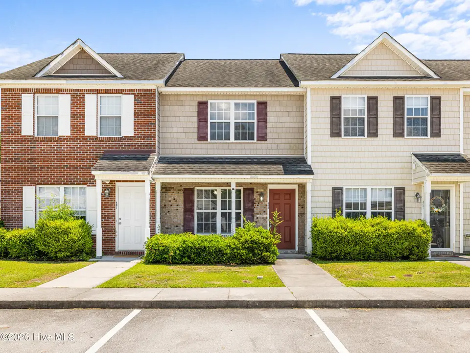 403 Springwood Drive, Jacksonville, NC 28546 – photo 1 of 30