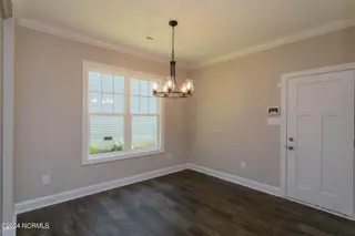 519 N Sycamore Street, Aberdeen, NC 28315 – photo 4: dining1
