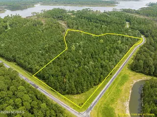 15 15 Paradox Point Drive, Aurora, NC 27806 – photo 3: 15 Paradox Point Drive, Aurora, NC 27806