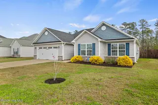 256 Wood House Drive, Jacksonville, NC 28546 – photo 3: 425A8652