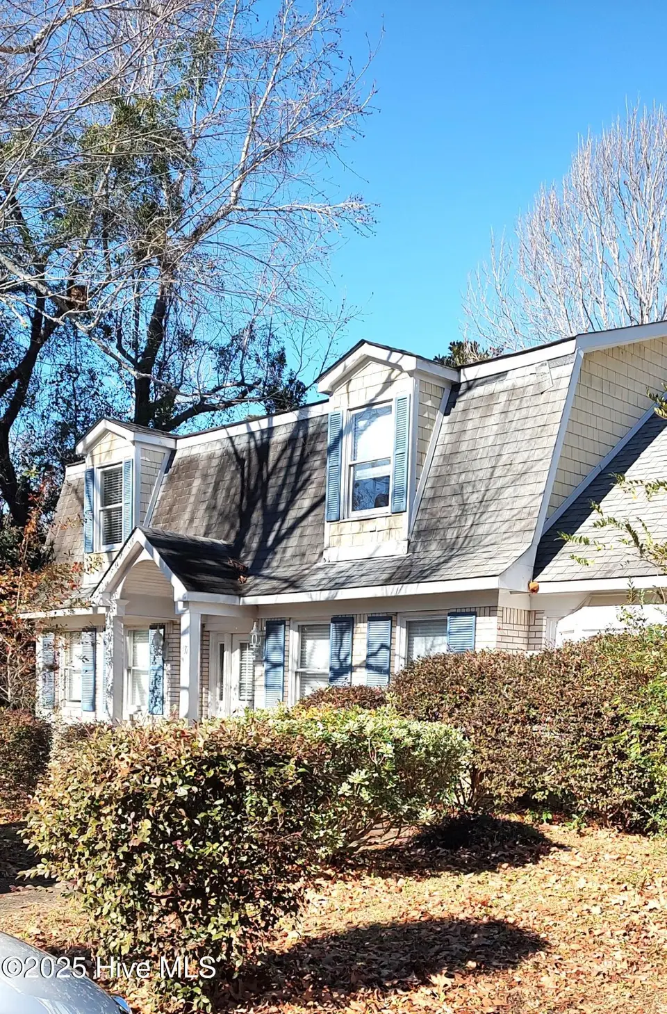 437 Biscayne Drive, Wilmington, NC 28411 — 4-bedroom home in Bayshore Estates, Wilmington, NC, photo 1 of 20: Front