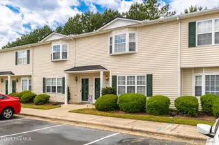 2325 Vineyard Drive C6, Winterville, NC 28590 – photo 2: 20260420 MLS M_Heinz 2325 Vineyard Dr Ap