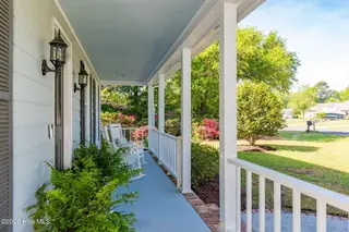 121 Gull Harbor Drive, Newport, NC 28570 – photo 6: Front Porch