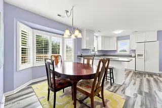 102 Periwinkle Drive, Emerald Isle, NC 28594 – photo 7: 27-web-or-mls-IMG_5836