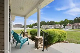 100 Paddle Trail Lane, Swansboro, NC 28584 – photo 7: Front Porch