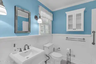 2821 Park Avenue, Wilmington, NC 28403 – photo 22: Bathroom