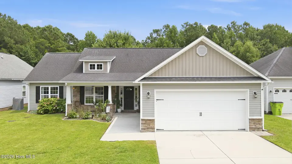 277 Station House Road, New Bern, NC 28562 – photo 1 of 47: Front view