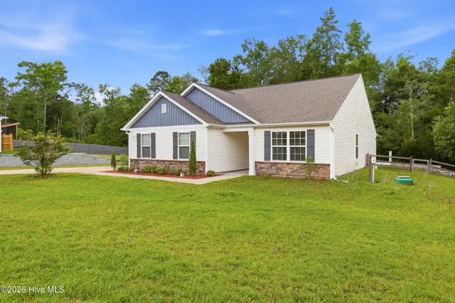530 Poppleton Drive, Hampstead, NC 28443