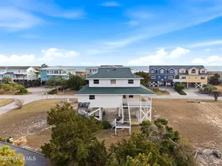 1290 Ocean Boulevard W, Holden Beach, NC 28462 – photo 9: 15-web-or-mls-CAMMediaLLC.com 20