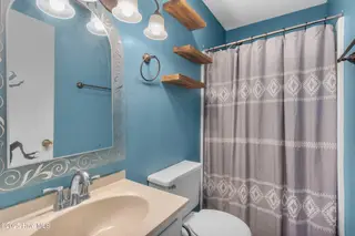 117 S 13th Street, Wilmington, NC 28401 – photo 14: 15_bathroom