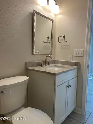 1080 Valley Drive SW, Calabash, NC 28467 — 2-bedroom home in Hidden Valley, Calabash, NC, photo 13 of 31: Master Bath