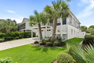 303 North Carolina Avenue, Carolina Beach, NC 28428 – photo 2: mls-IMG_6840