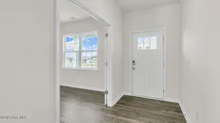 1001 Misty Creek Drive, Aberdeen, NC 28315 – photo 2: Entry