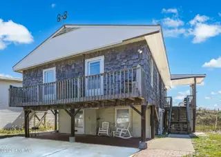 223 W Beach Drive, Oak Island, NC 28465 – photo 4