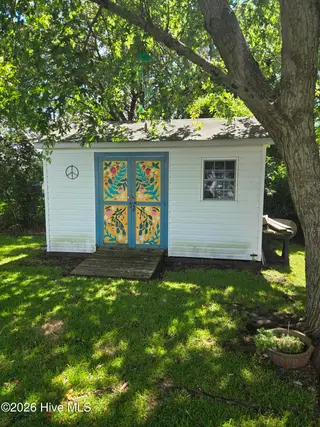 109 Carteret Avenue, Beaufort, NC 28516 – photo 15: 20260805_114046