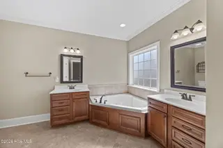 1912 Leighton Drive A, Greenville, NC 27834 – photo 24: 24-web-or-mls-BLS_0039
