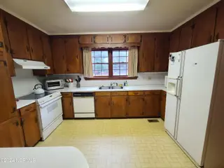1904 Sedgefield Drive, Kinston, NC 28504 – photo 22: 20240924_110726