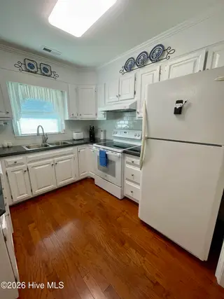 8 Southwood Drive, Smithfield, NC 27577 – photo 13: IMG_0930