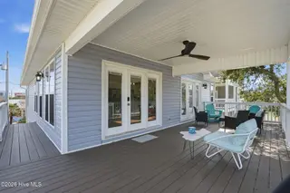 625 S Fourth Avenue, Kure Beach, NC 28449 – photo 12: 14_625_S_4th_Ave_-_photos_047