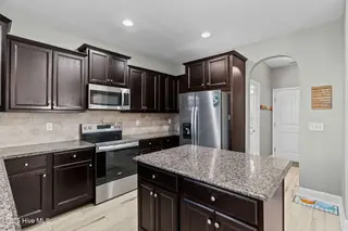 1431 Eastbourne Drive, Wilmington, NC 28411 – photo 15: 13-web-or-mls-BTS08434