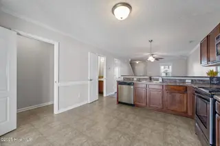 229 Glen Cannon Drive, Jacksonville, NC 28546 – photo 12: 35-web-or-mls-_RAD0706