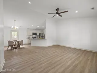 100 Woodbury Farm Drive, Jacksonville, NC 28540 – photo 4: 6-web-or-mls-100 Woodbury Farms Dr 3