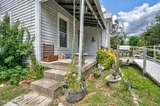 302 W 1st Street, Tarboro, NC 27886 – photo 5: 005-302West1stStreet-Tarboro-NC-27886-SM